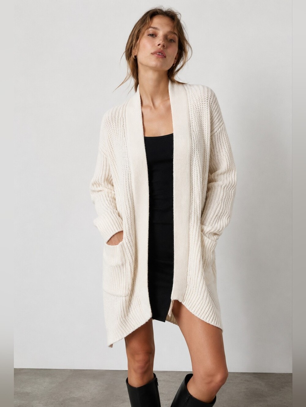 NWT ZARA White Chunky Knit Front Pockets Oversized Cardigan Sweater